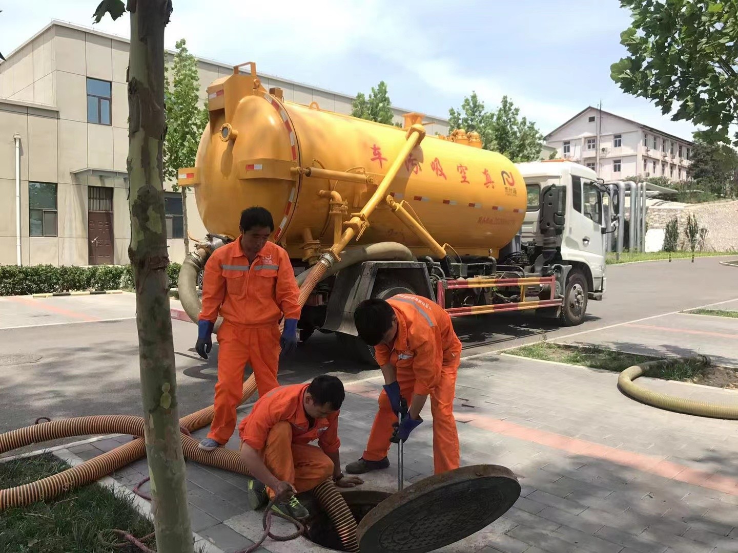 岚山化粪池清理与5-8吨吸粪车施工效率分析